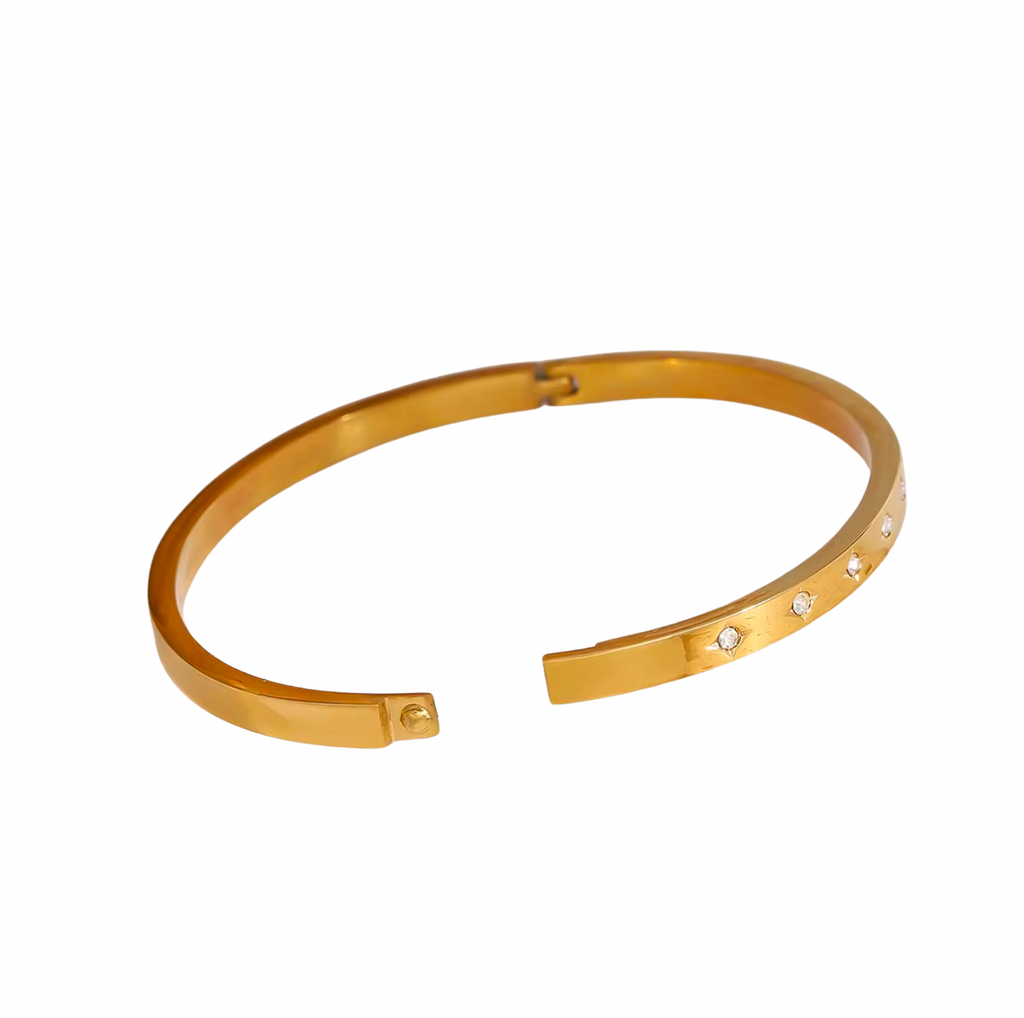 18k Gold Clasp Bangle