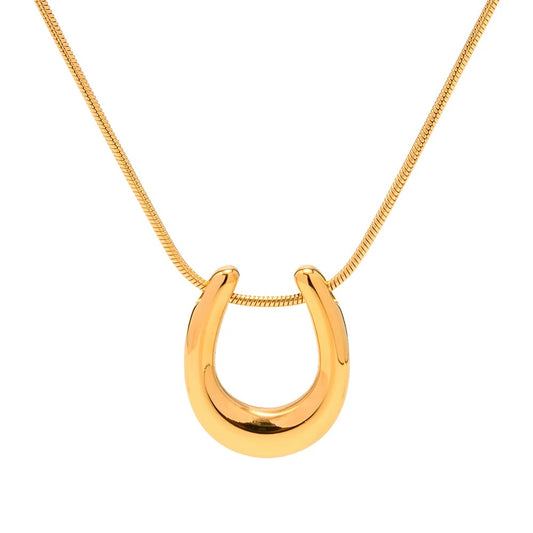 Horseshoe Necklace